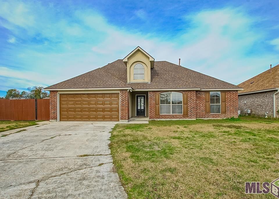 1st image of 26095 Avondale Ct