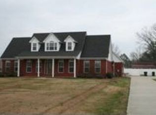 1836 Woodall Raod, Decatur, AL 35603