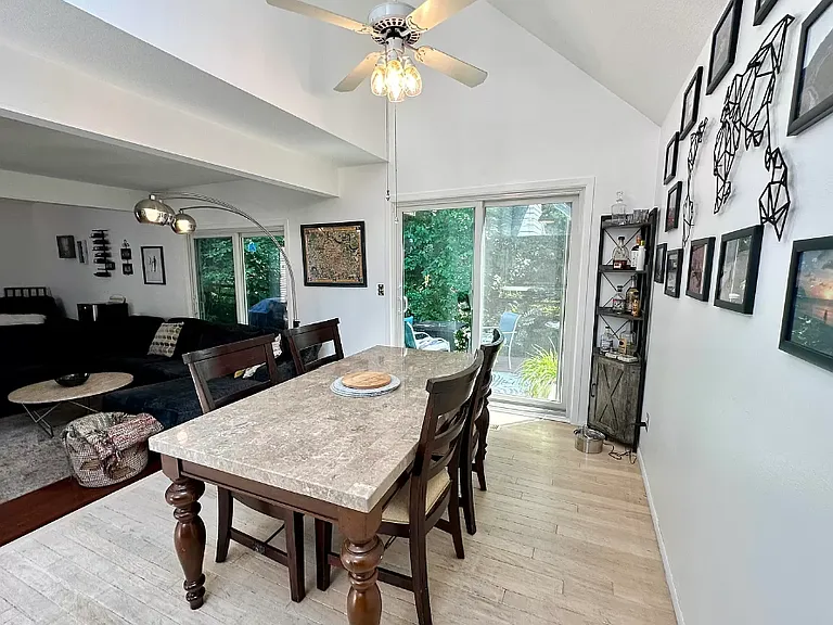 3722 Cavalier Dr — Photo 8
