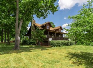 530 Eakle Rd, Staunton, VA 24401