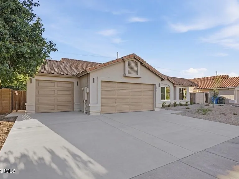 14440 N 56th Pl — Photo 6
