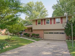 4155 Ridgetop Dr, Bellbrook, OH 45305