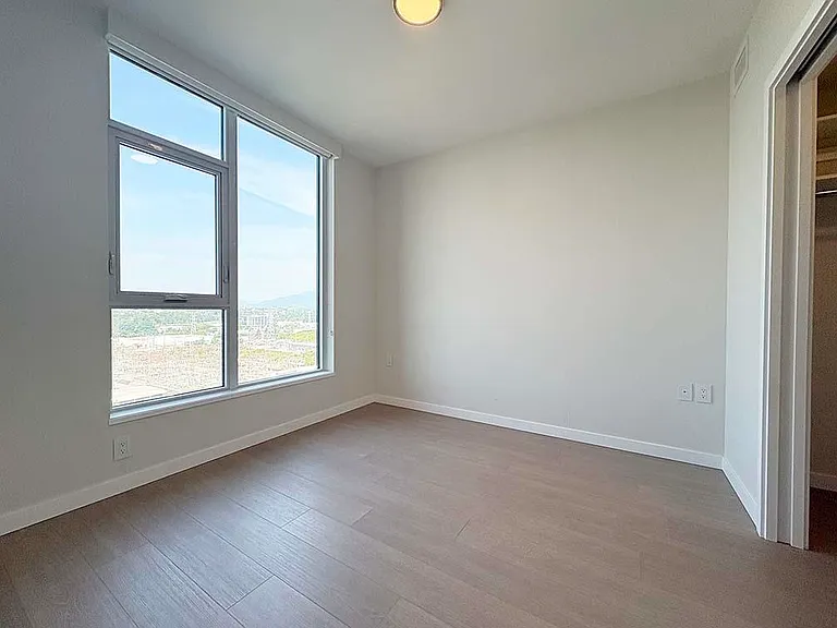2108 Gilmore Ave #1503 — Photo 12