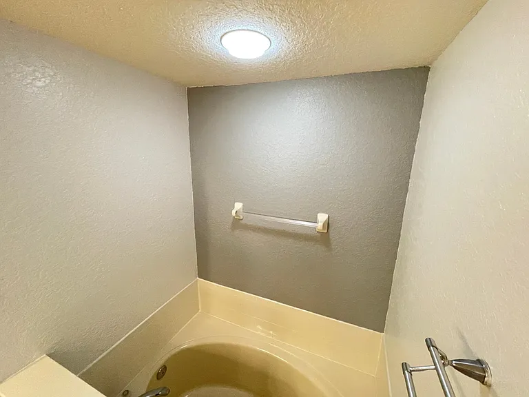 14057 Turning Leaf Dr — Photo 38