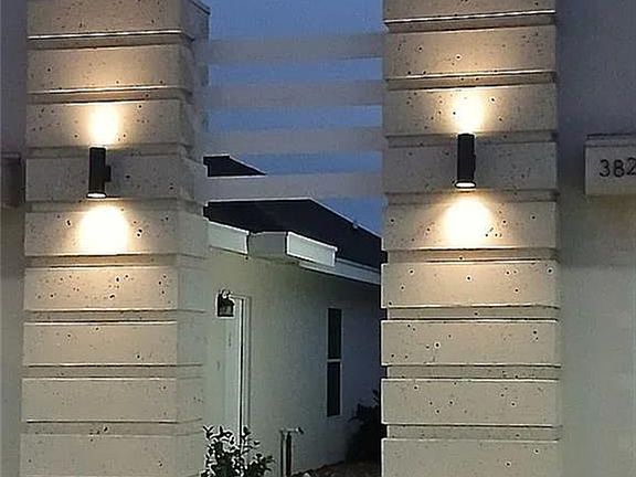 2nd image of 3816 Las Vistas Ln #2