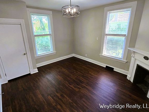 4th image of 5018 Linden Ave