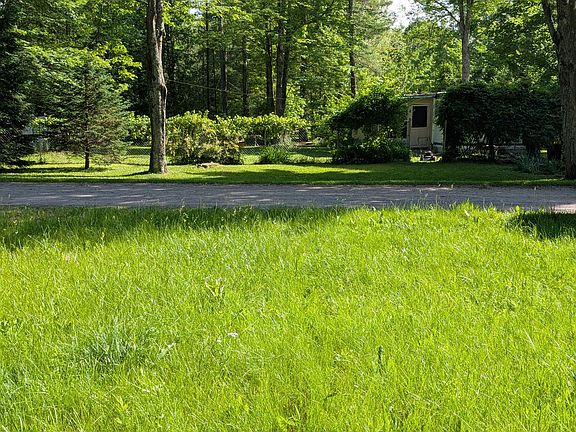 4th image of 9 Spruce Ave