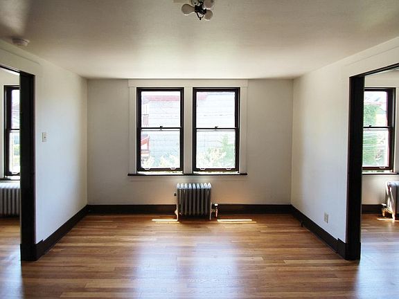 5th image of 709 Pitt St APT 2L