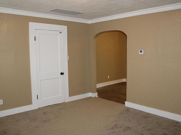 2nd image of 1034 Kney St