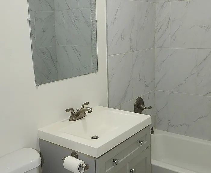 2222 S Overton Ave — Photo 21