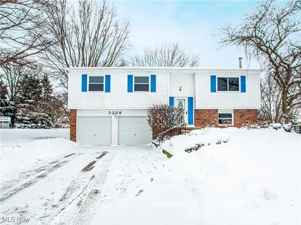 3258 Van Buren Dr, Brunswick, OH 44212