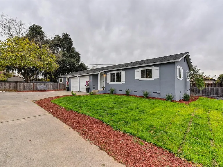 3652 McClellan Dr — Photo 21