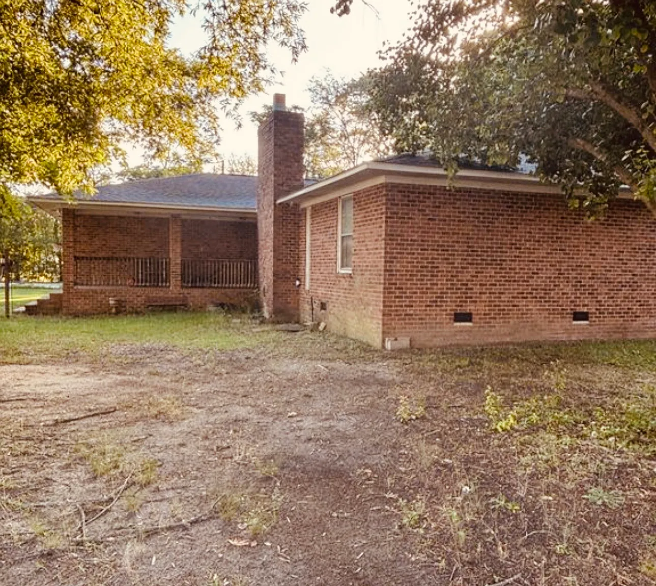4 bed, 2200 sqft, $2,150 — Photo 3