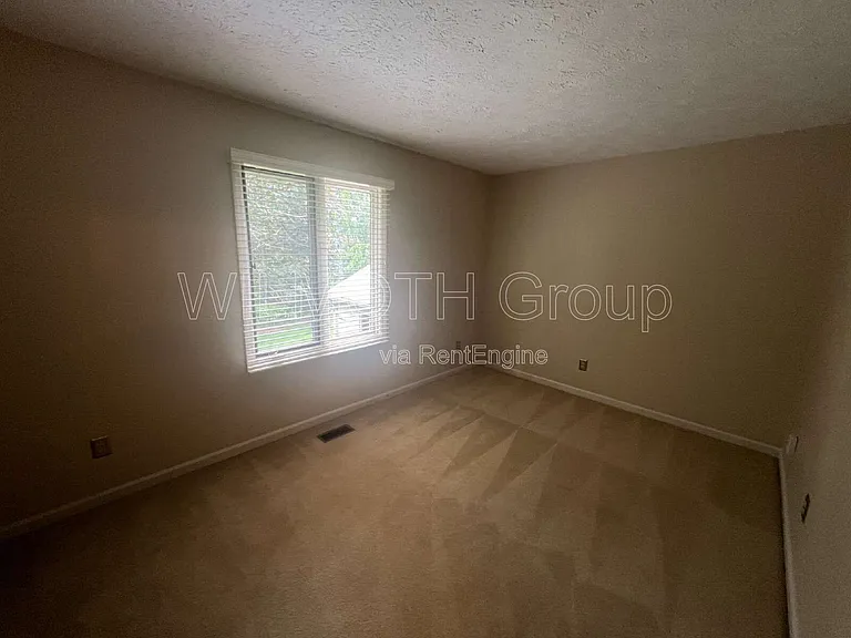 12748 Limberlost Dr — Photo 28