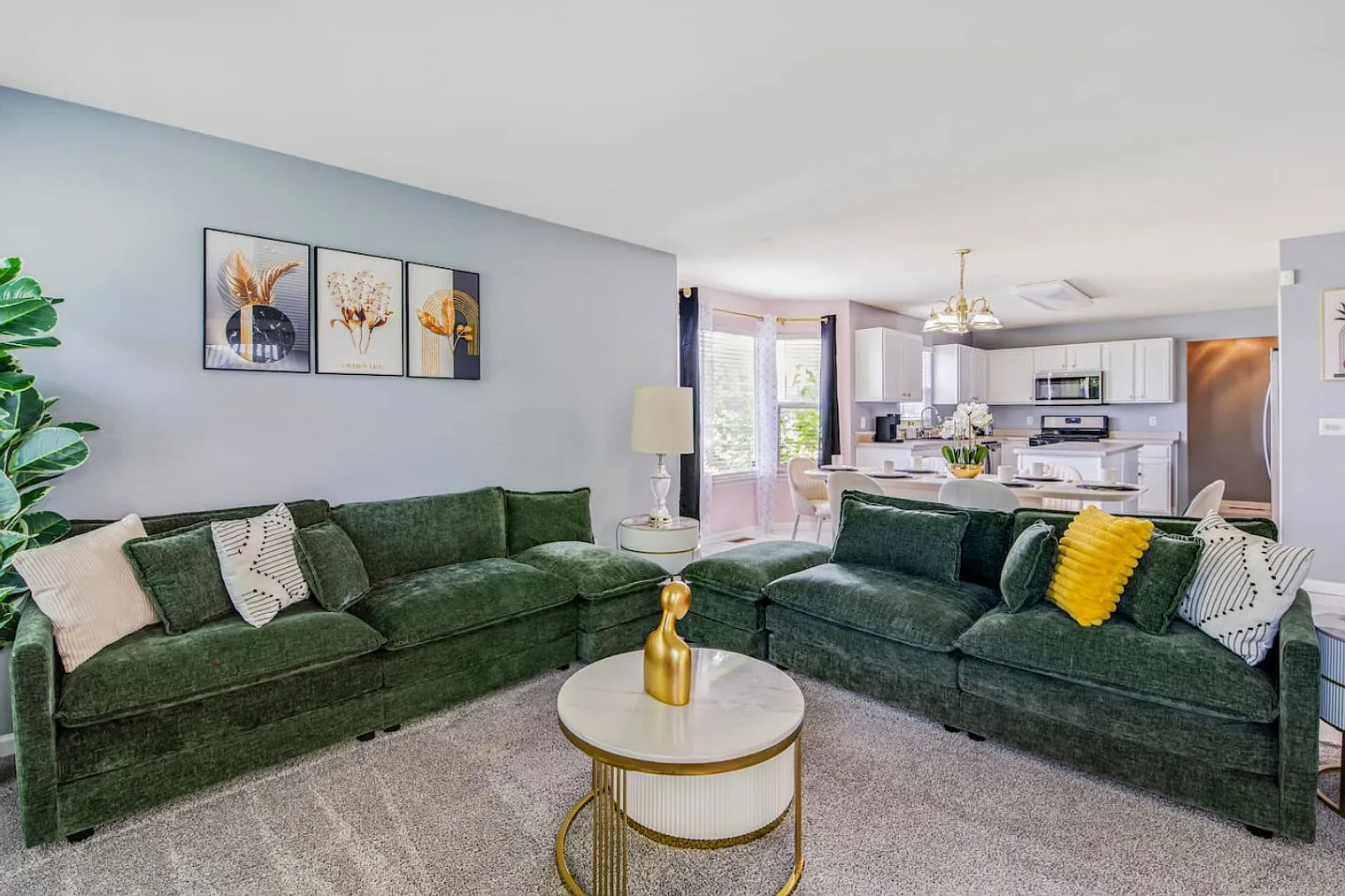 3 bed, 2.0 bath, 1937 sqft, $2,940 — Photo 1