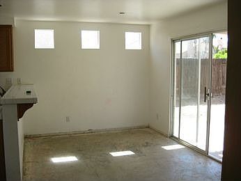 3rd image of 25142 Omaha Dr