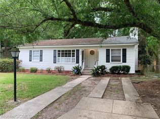 2909 S Sherwood Dr, Mobile, AL 36606