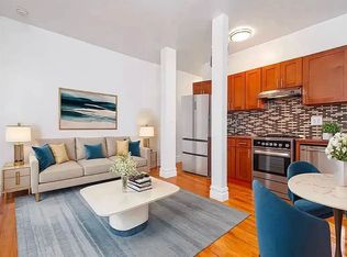 160 Waverly Pl APT 15, New York, NY 10014