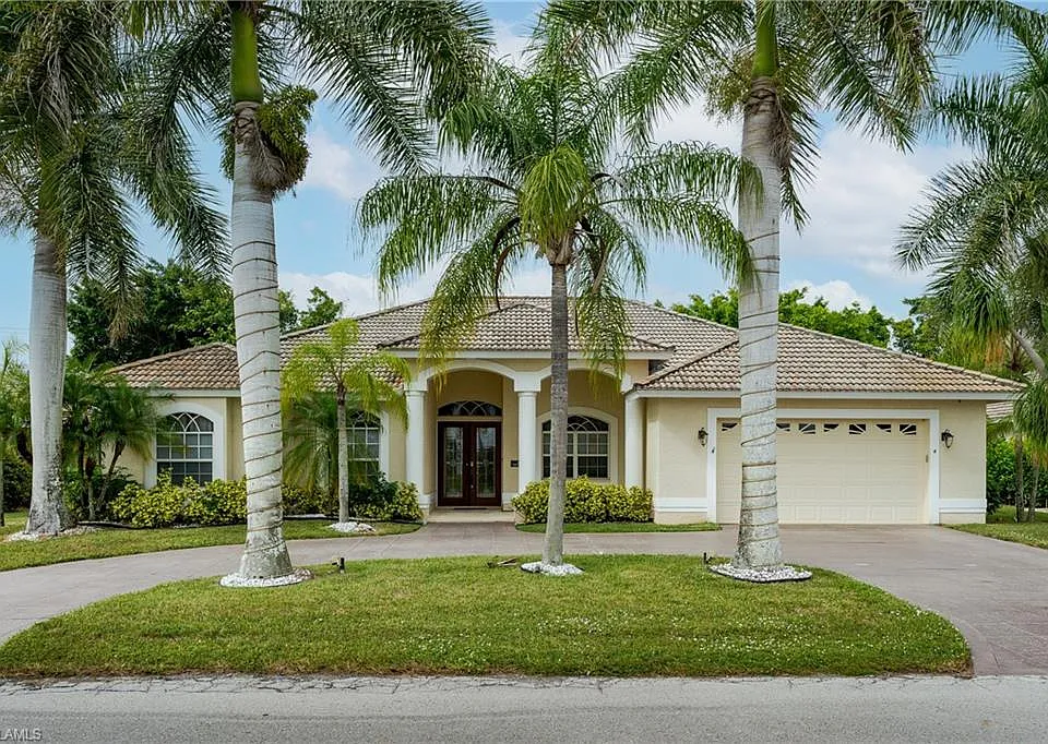 28452 Del Lago Way