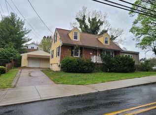 410 W Maple Rd, Linthicum, MD 21090