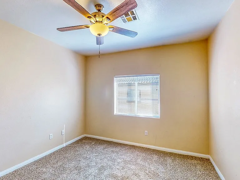 4915 E Russell Rd #145-7 — Photo 18