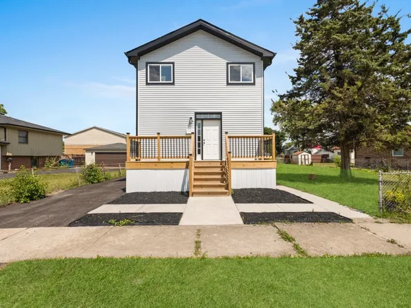 15355 7th Ave, Phoenix, IL 60426