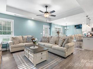 120 Deer Ridge Dr, Hudson, NC 28638