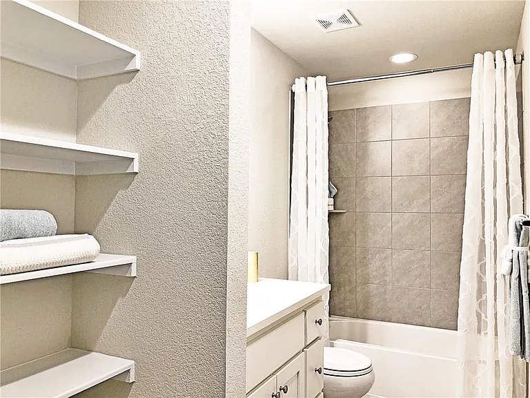 11816 Offlay Dr — Photo 26