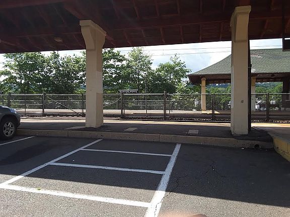 Highland Train Station To NY