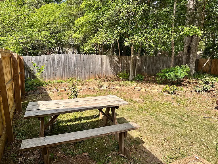 4120 Toroella St — Photo 10
