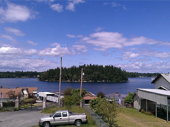 3rd image of 15121 Boat St SW