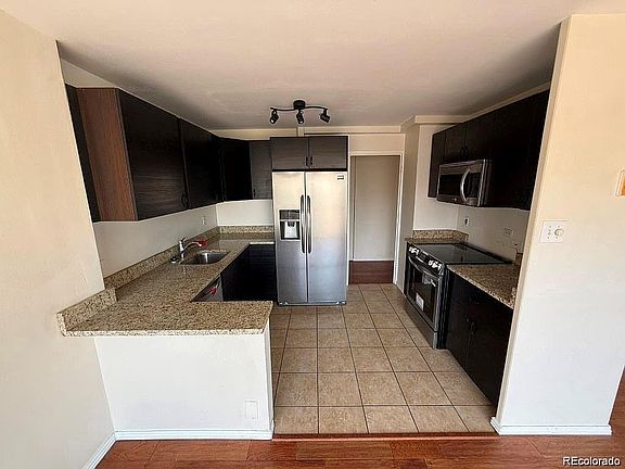 5th image of 888 N Logan Street #5H