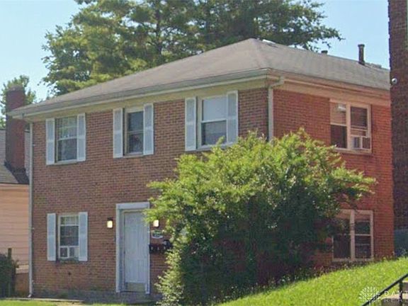 2nd image of 232 E Bruce Ave