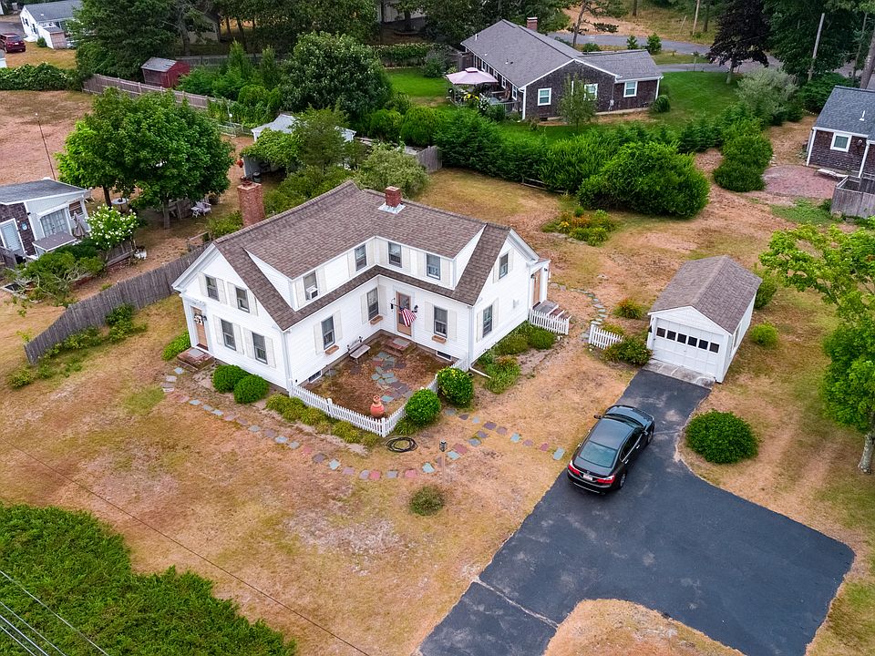 178 School St, West Dennis, MA 02670 MLS 22203967 Zillow