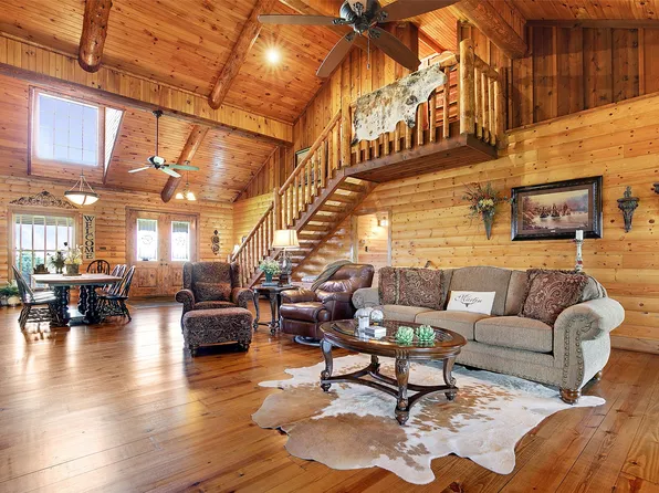 575 County Road 1214, Quitman, TX 75783