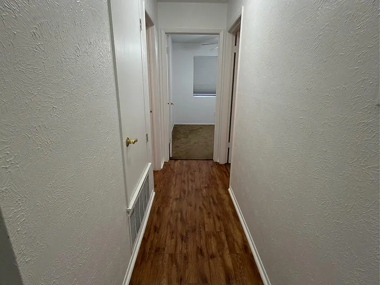5601 Porsche Ln — Photo 26
