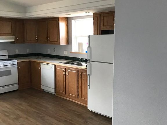2nd image of 247 Skylark Dr
