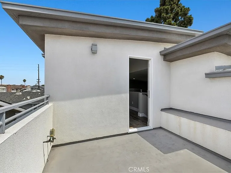 2415 Carnegie Ln #C — Photo 40
