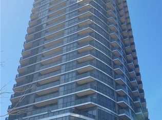 5 Valhalla Inn Rd UNIT 3404, Toronto, ON M9B0B1