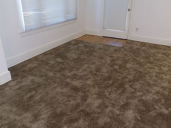 5th image of 1095 W 23rd St