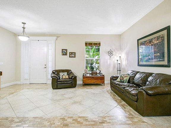 5th image of 13150 Hatherton Cir
