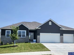 10333 S 205th St, Gretna, NE 68028