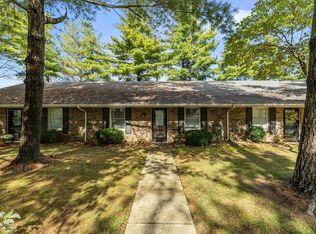 Augusta Dr, Henderson, KY 42420