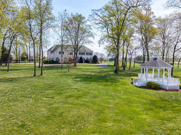 16182 Hillsboro Rd, Purcellville, VA 20132