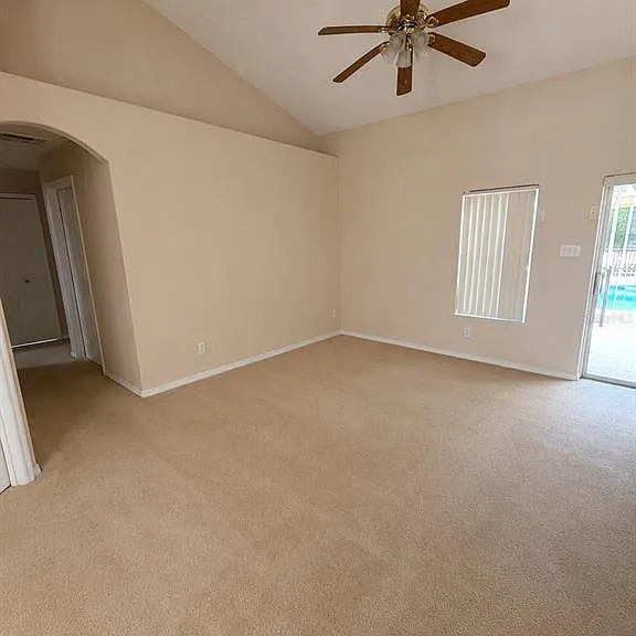 15849 Mercott Ct — Photo 9