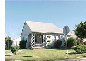 1st image of 1547 W 153rd St
