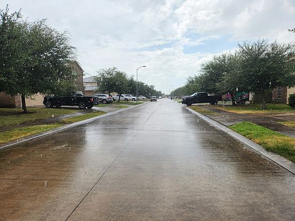 5th image of 1023 Marigold Rd