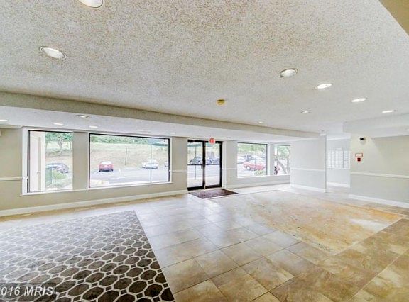 3rd image of 6133 Leesburg Pike APT 608