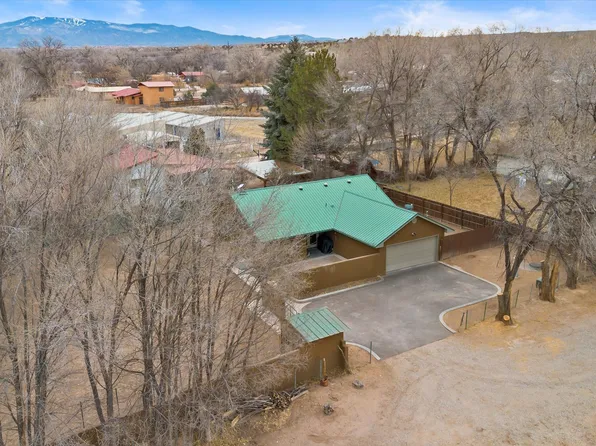 407 County Road 84 #B, Santa Fe, NM 87506