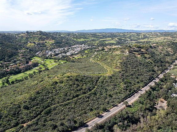 3rd image of Vista Valle Camino #0